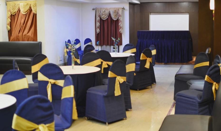 The Pearl Hotel Calcutta Extérieur photo