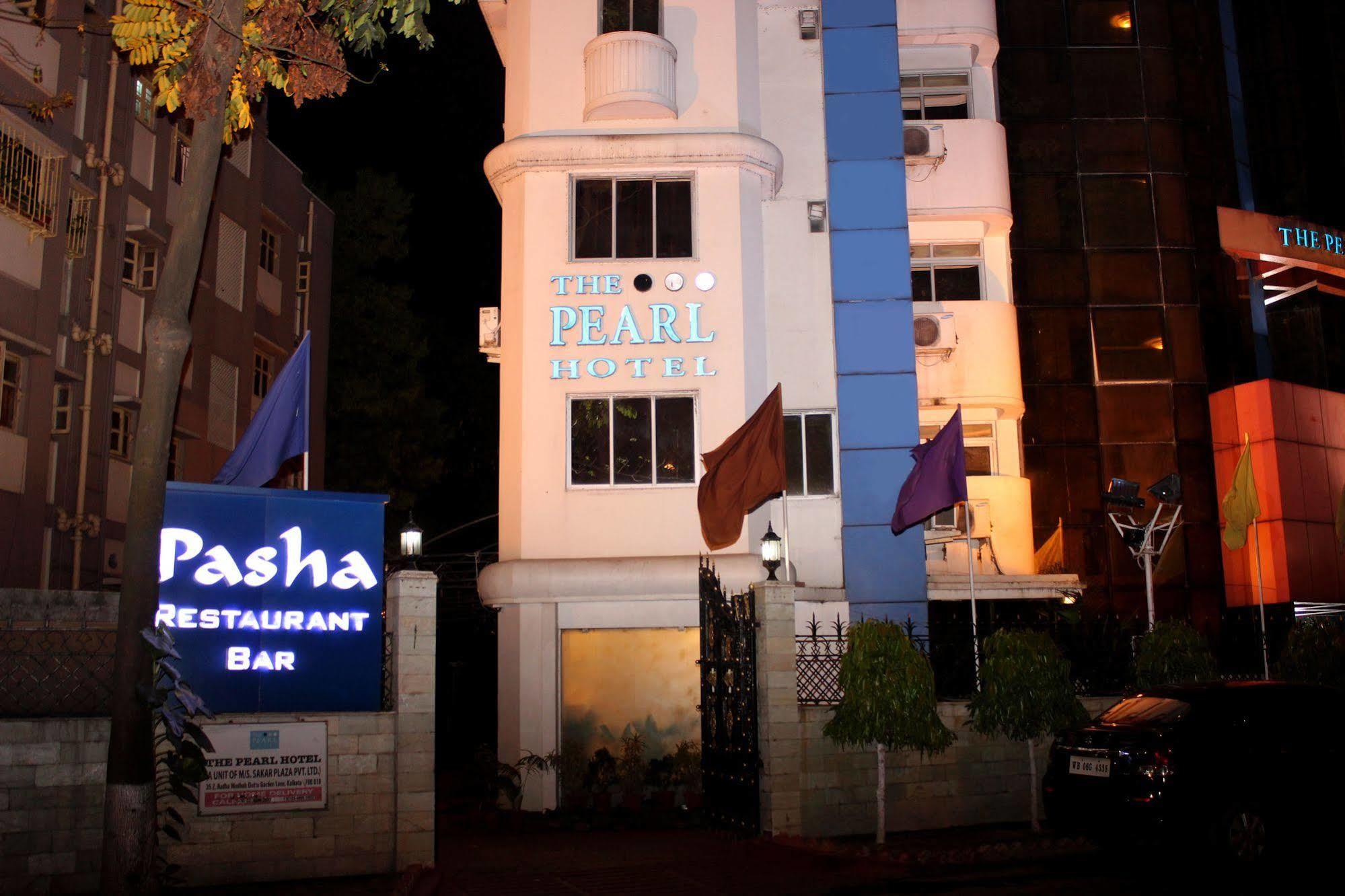 The Pearl Hotel Calcutta Extérieur photo