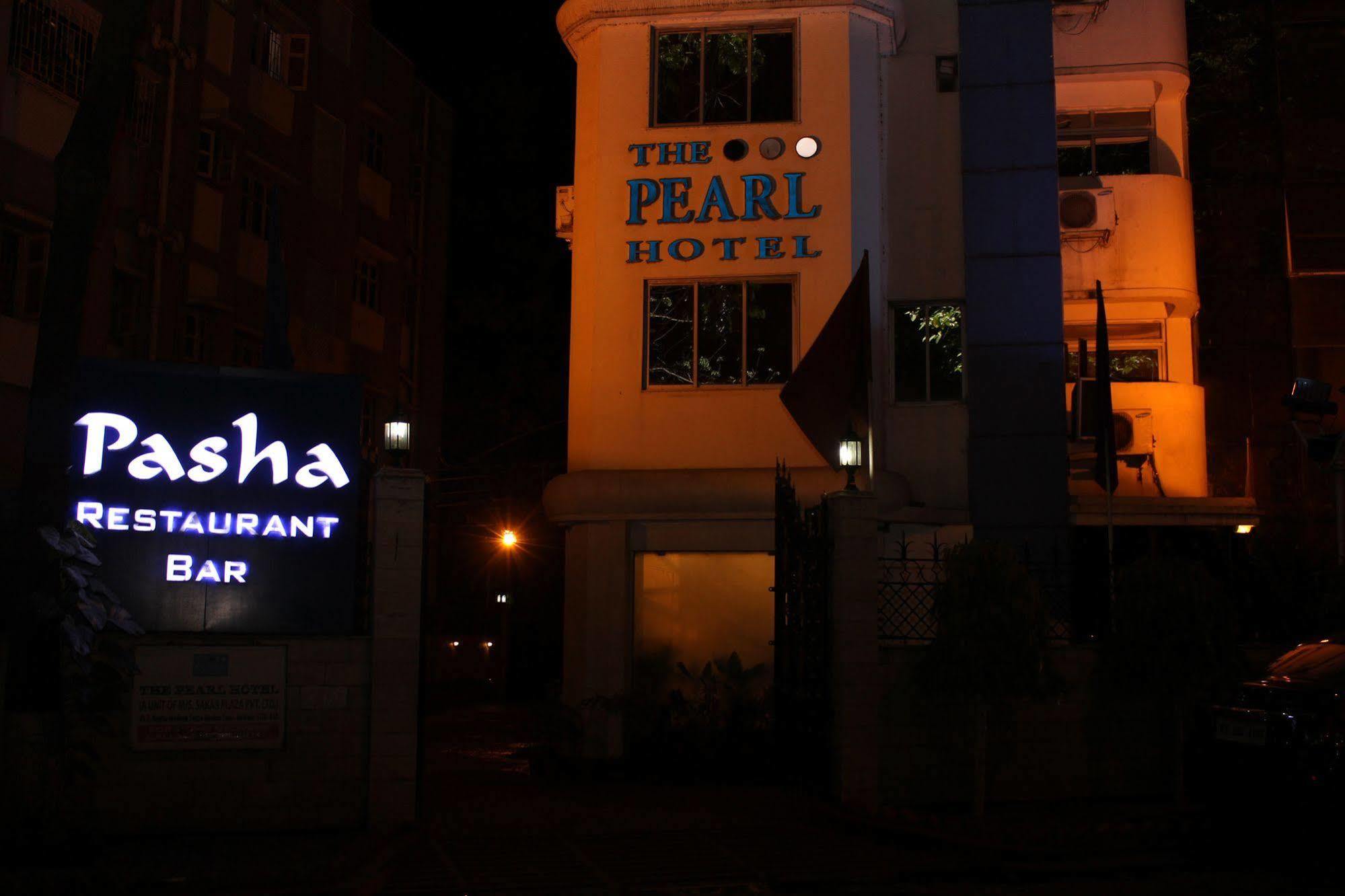 The Pearl Hotel Calcutta Extérieur photo